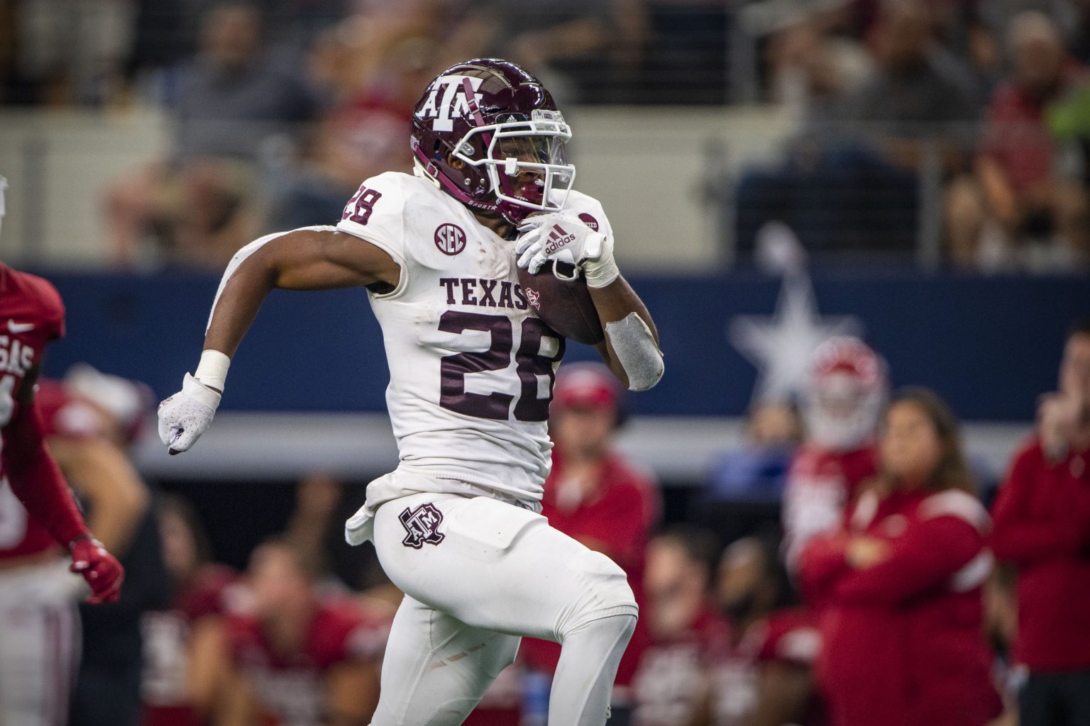 Isaiah Spiller 2022 Fantasy Outlook Solid Landing Spot to Complement