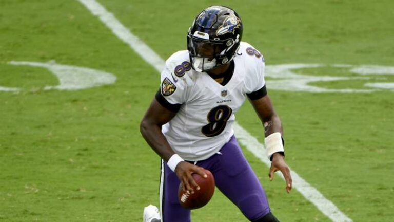 2023-fantasy-football-draft-strategy-patrick-mahomes-vs-josh-allen-vs