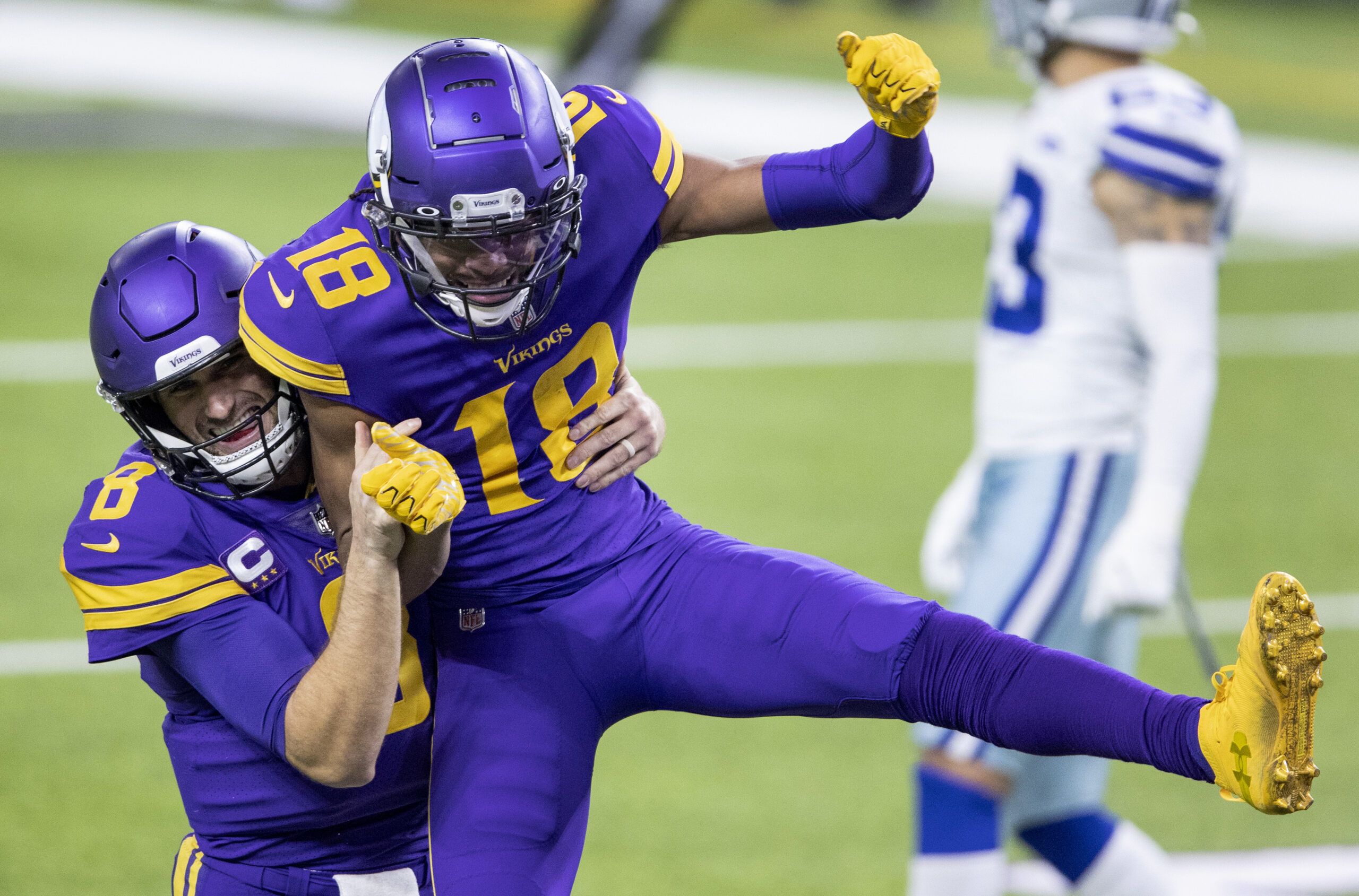 DraftKings NFL 2023 Week 3 Picks, Sleepers, Values: Vikings vs Chargers Has  'Shootout' Written All Over It - Roto Street Journal