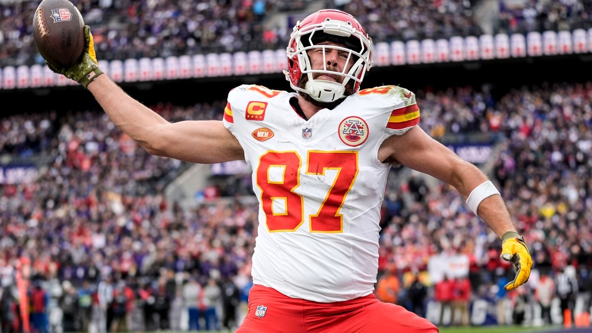 Travis Kelce Prop Bets 2025